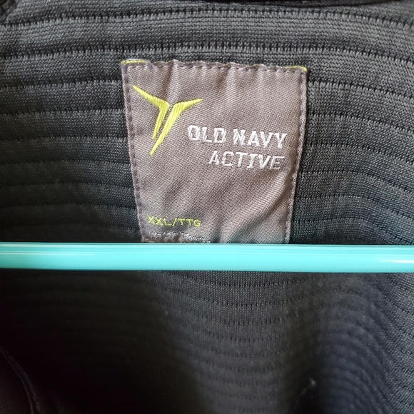 🕵️2/$18💰Old Navy Activewear XXL jacket w thumb cuts - Picture 4 of 4